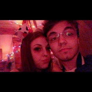 Meet your Posher, Sundae